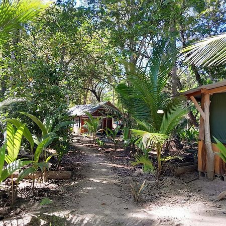Fully Furnished Family Jungle Tent, Latino Glamping Пакера Екстер'єр фото